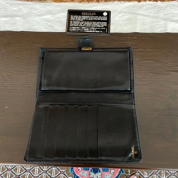 ๐๐HOST PICK๐๐ gorgeous Chanel Wallet black caviar skin - Picture 6 of 12